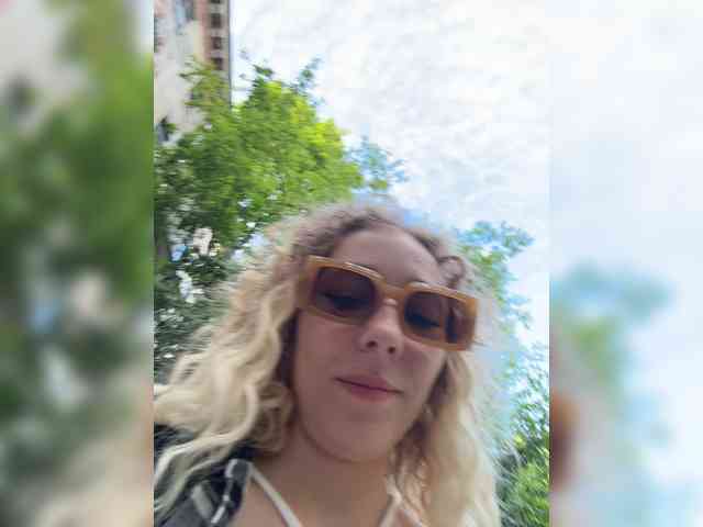 JJane- webcam