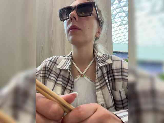 JJane- webcam