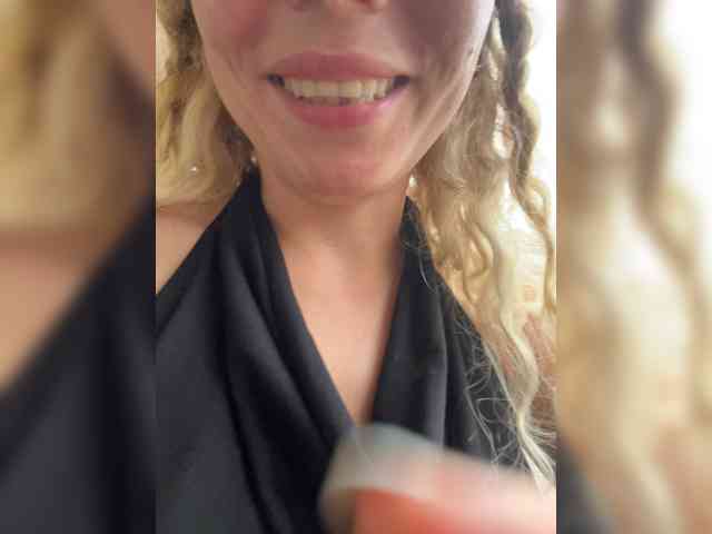 JJane- webcam