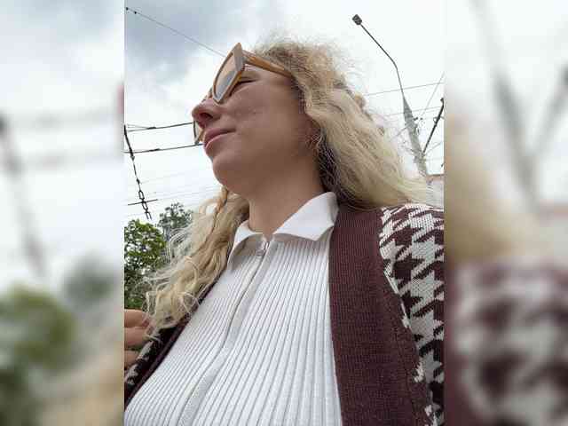 JJane- webcam