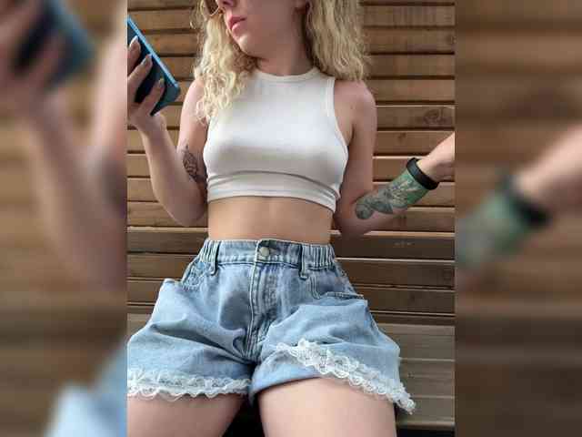 JJane- webcam