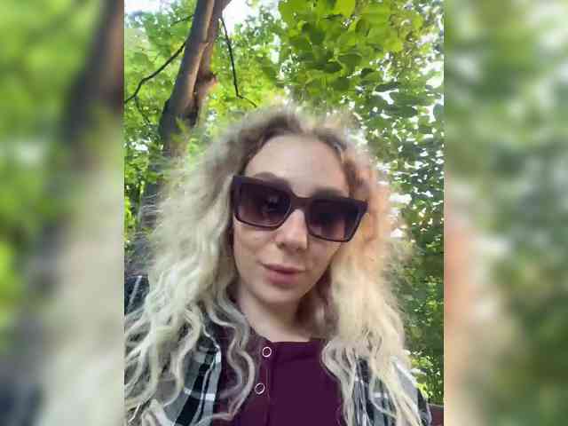JJane- webcam
