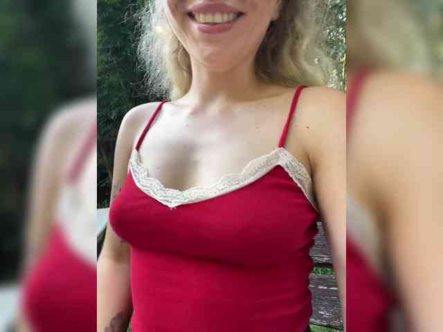 JJane- webcam