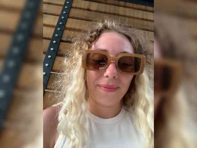 JJane- webcam