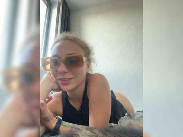 JJane- webcam