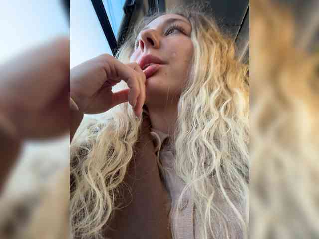 JJane- webcam