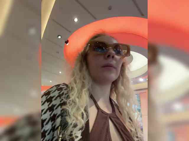 JJane- webcam