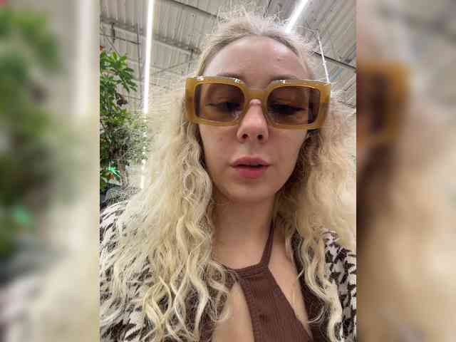 JJane- webcam