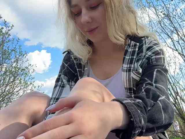 JJane- webcam