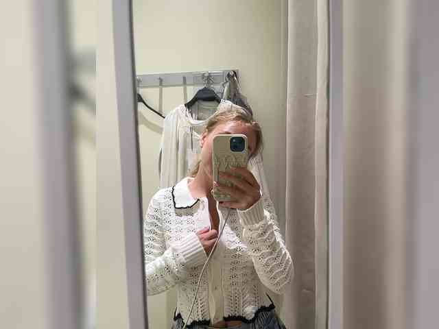 JJane- webcam