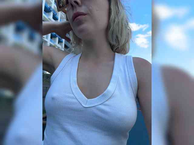 Janchi- Sex Cam Show