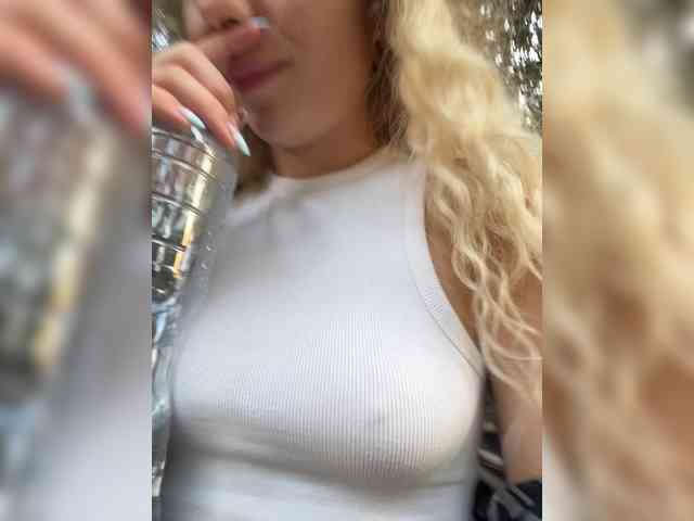 JJane- webcam