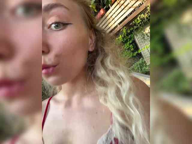 JJane- webcam