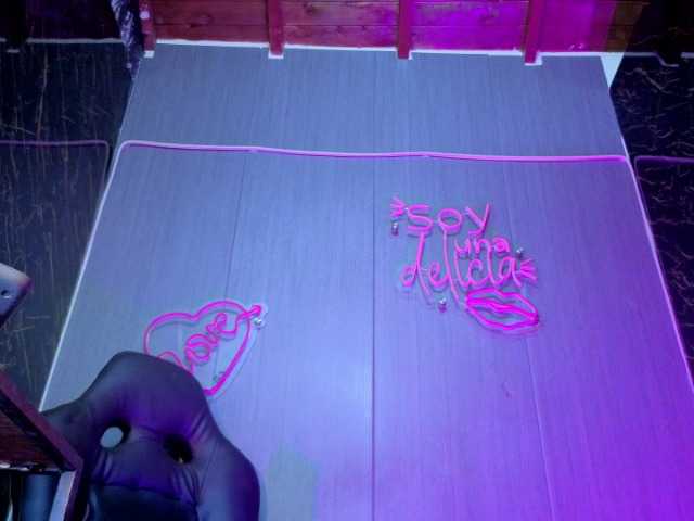 amgeline live cam on BongaCams