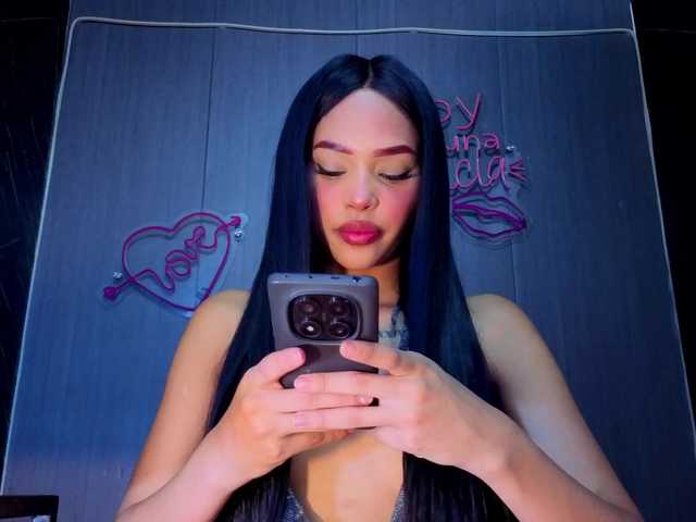 amgeline live cam on BongaCams