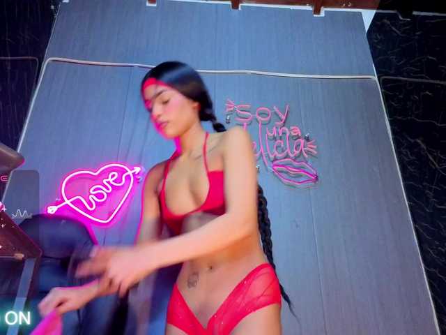 amgeline live cam on BongaCams