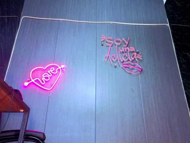 amgeline live cam on BongaCams