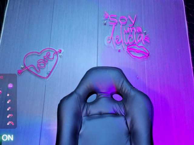amgeline live cam on BongaCams