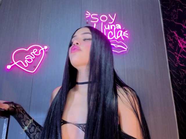 amgeline live cam on BongaCams