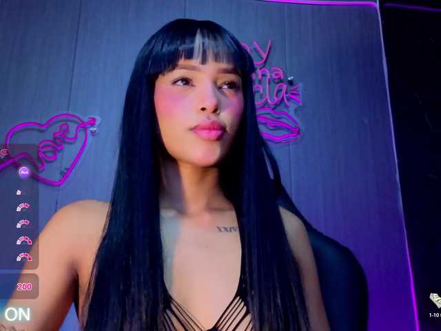 amgeline live cam on BongaCams