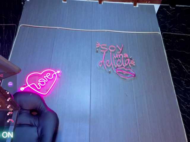 amgeline live cam on BongaCams