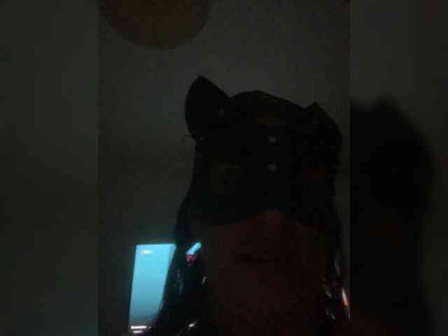 PolinaLike12 webcam