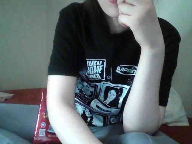 pikach00 webcam
