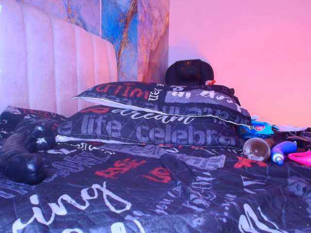 hanks-star live cam on BongaCams
