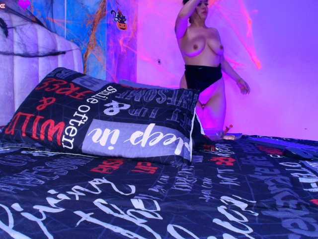 hanks-star live cam on BongaCams