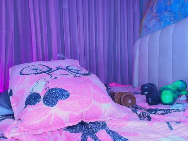 hanks-star's BongaCams show and profile