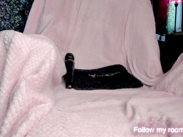 EmilyLopess webcam