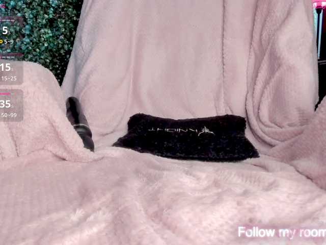 EmilyLopess webcam