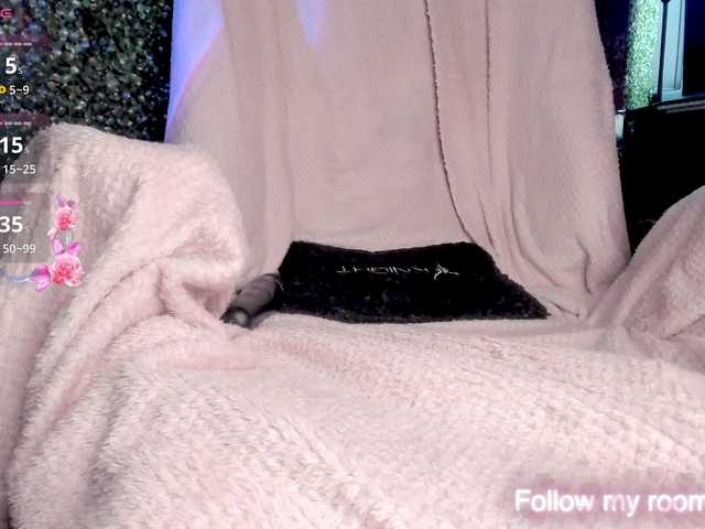 EmilyLopess webcam
