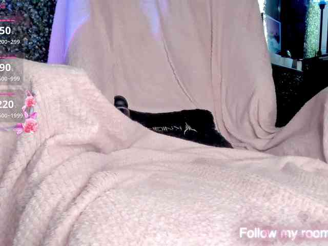 EmilyLopess webcam
