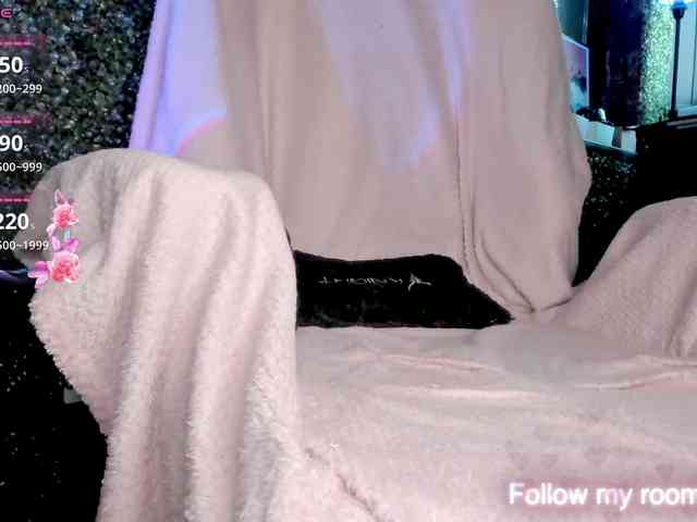 EmilyLopess webcam