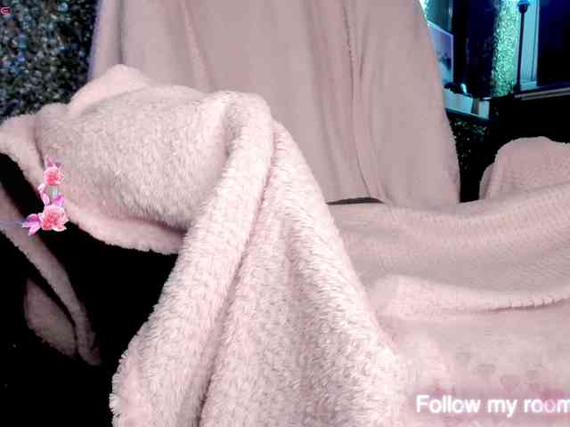 EmilyLopess webcam