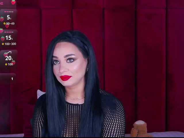 madylux's BongaCams show and profile