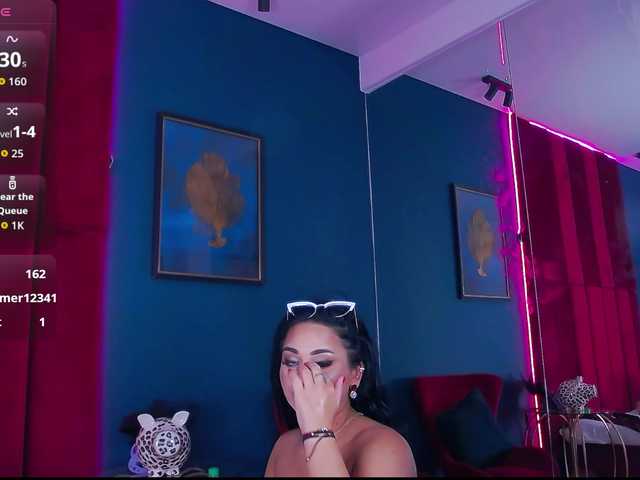 madylux live cam on BongaCams