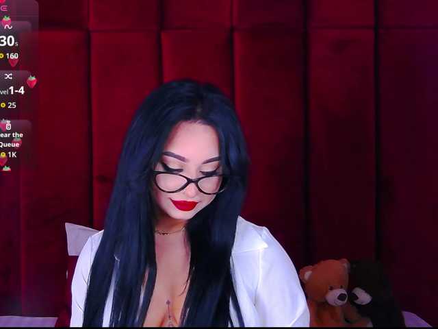 madylux's BongaCams show and profile