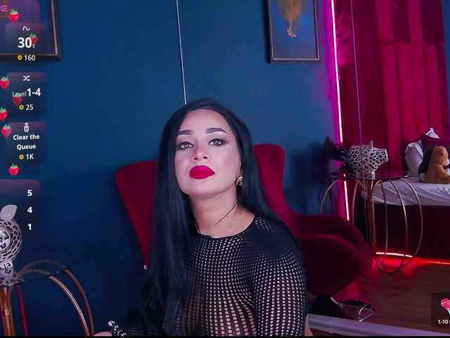 madylux's BongaCams show and profile