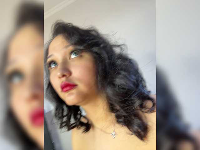 redrabbitsss live cam on BongaCams