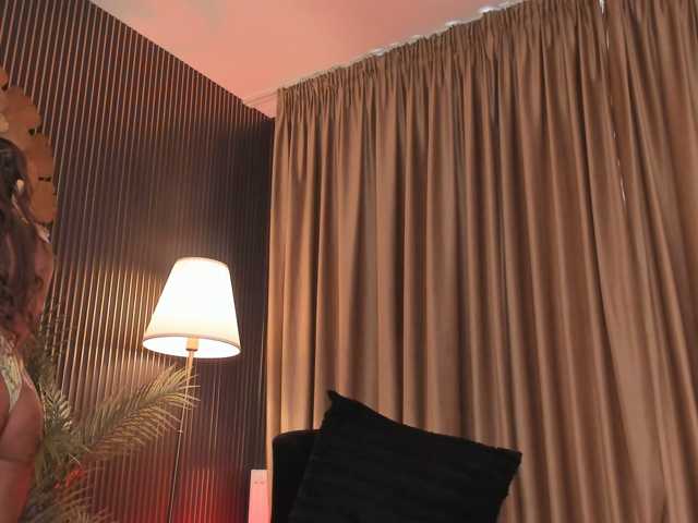 LovingBlondie live cam on BongaCams
