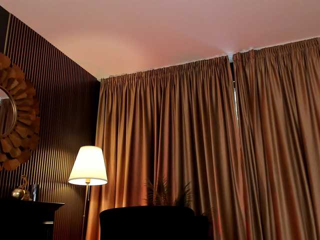 LovingBlondie live cam on BongaCams