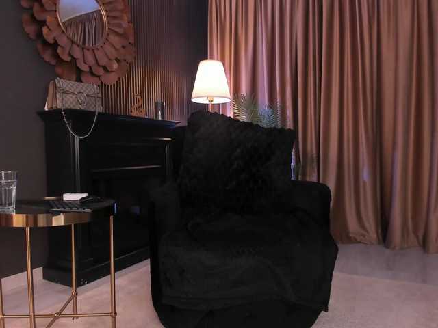 LovingBlondie live webcam show
