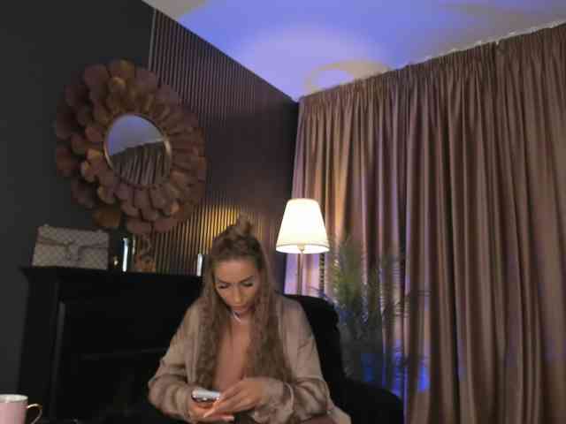 Modelo: LovingBlondie