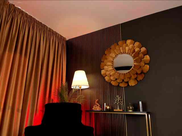 LovingBlondie webcam