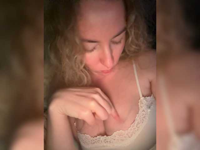 Rinaaamur live cam on BongaCams