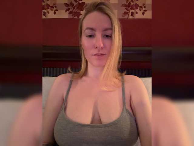 Rinaaamur's BongaCams show and profile