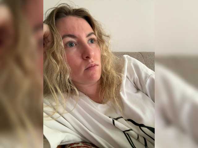 Rinaaamur live cam on BongaCams