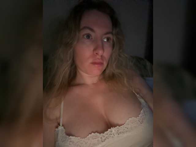 Rinaaamur live cam on BongaCams